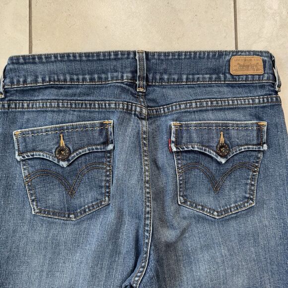 Levis 526 Slender Boot Cut Womens Size 12 Measures 32x30 Jeans Pockets - Picture 5 of 8